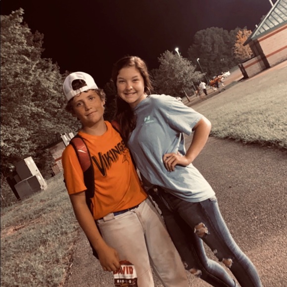 Meet your Posher, Brittany - Picture 1 of 1